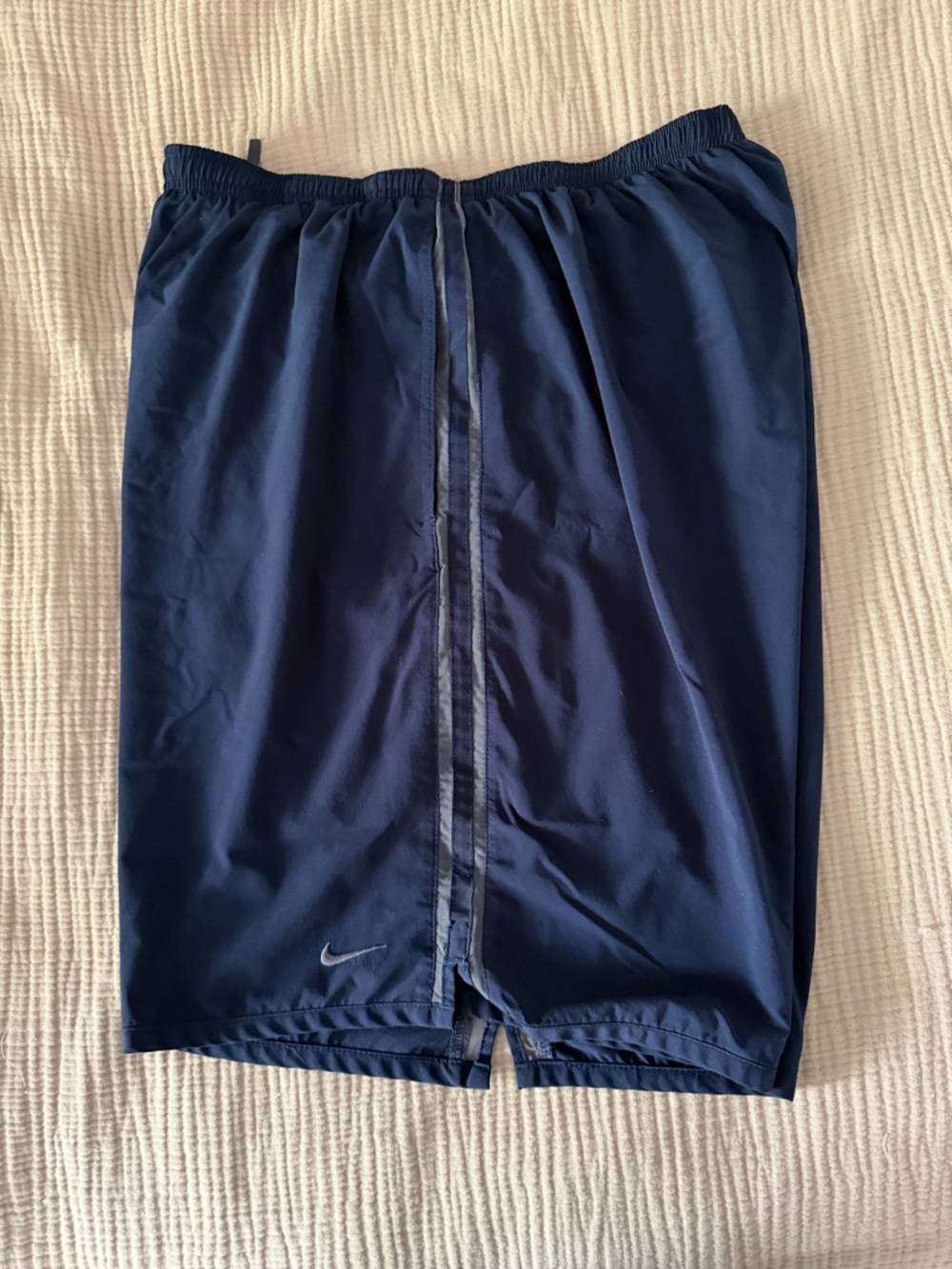 Nike Men’s Dark Blue Athletic Training Shorts